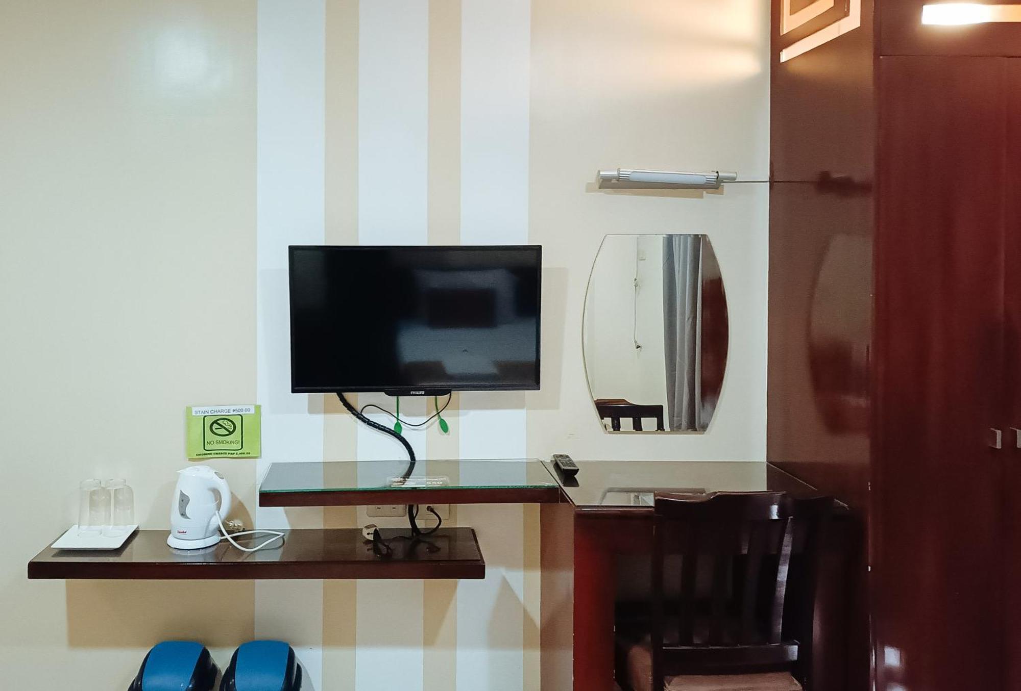 Hotel Juliana By Reddoorz Tuguegarao City Εξωτερικό φωτογραφία