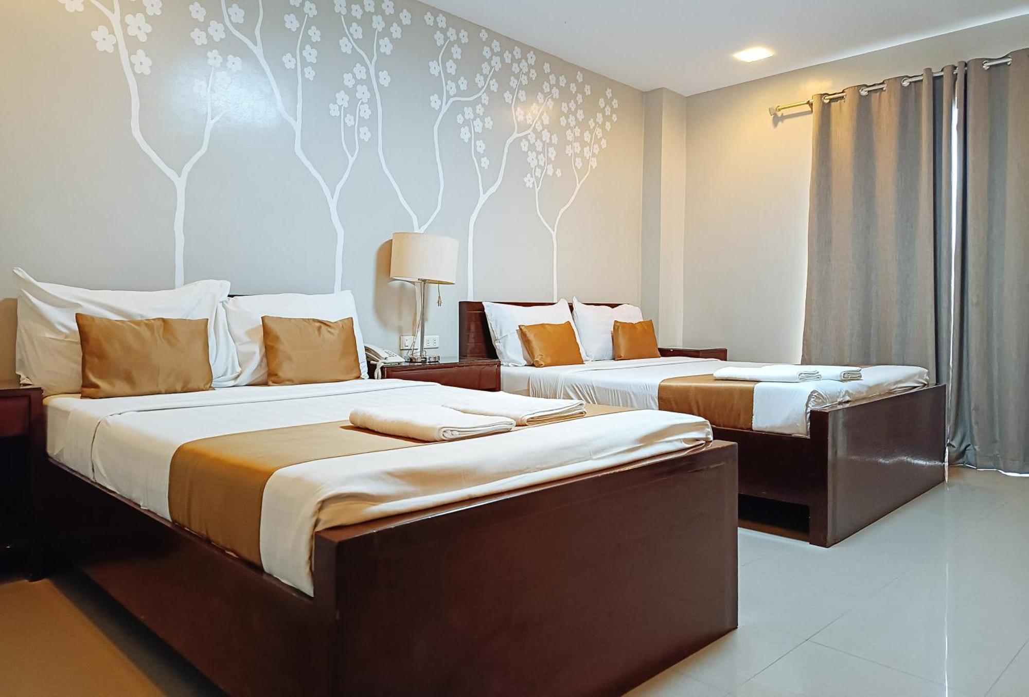 Hotel Juliana By Reddoorz Tuguegarao City Εξωτερικό φωτογραφία